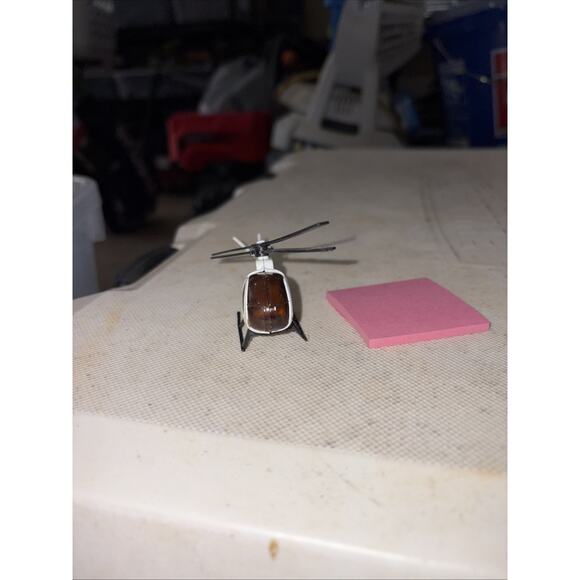 HUGHES 500 - C93 Series 1/90 Police Tracking Helicopter RR - Picture 2 of 4